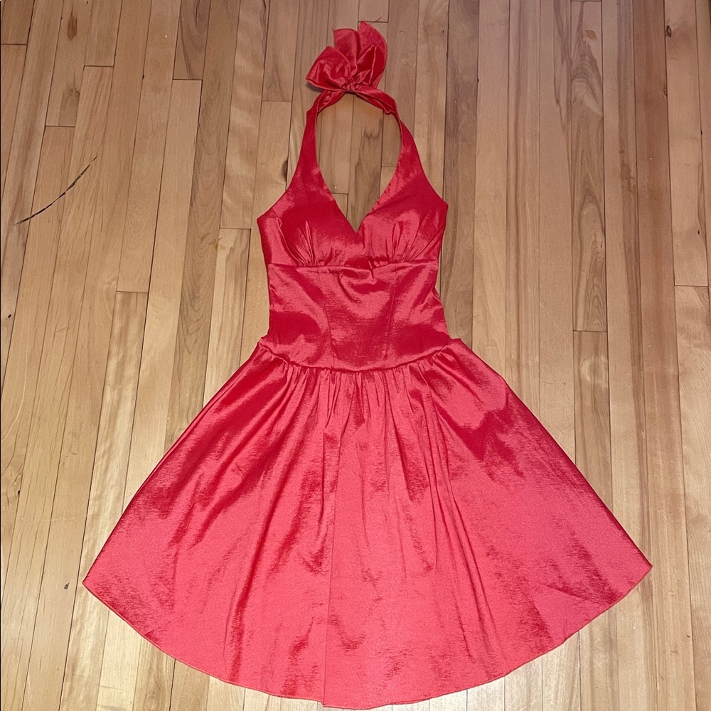 Coco Avante Vibrant Halter Dress